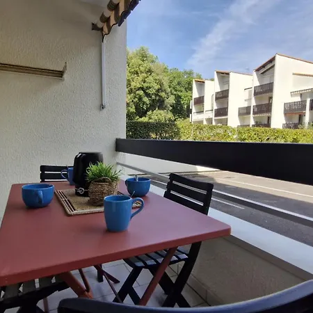 Georges De Didonne - A Petit Budget - Apartmán